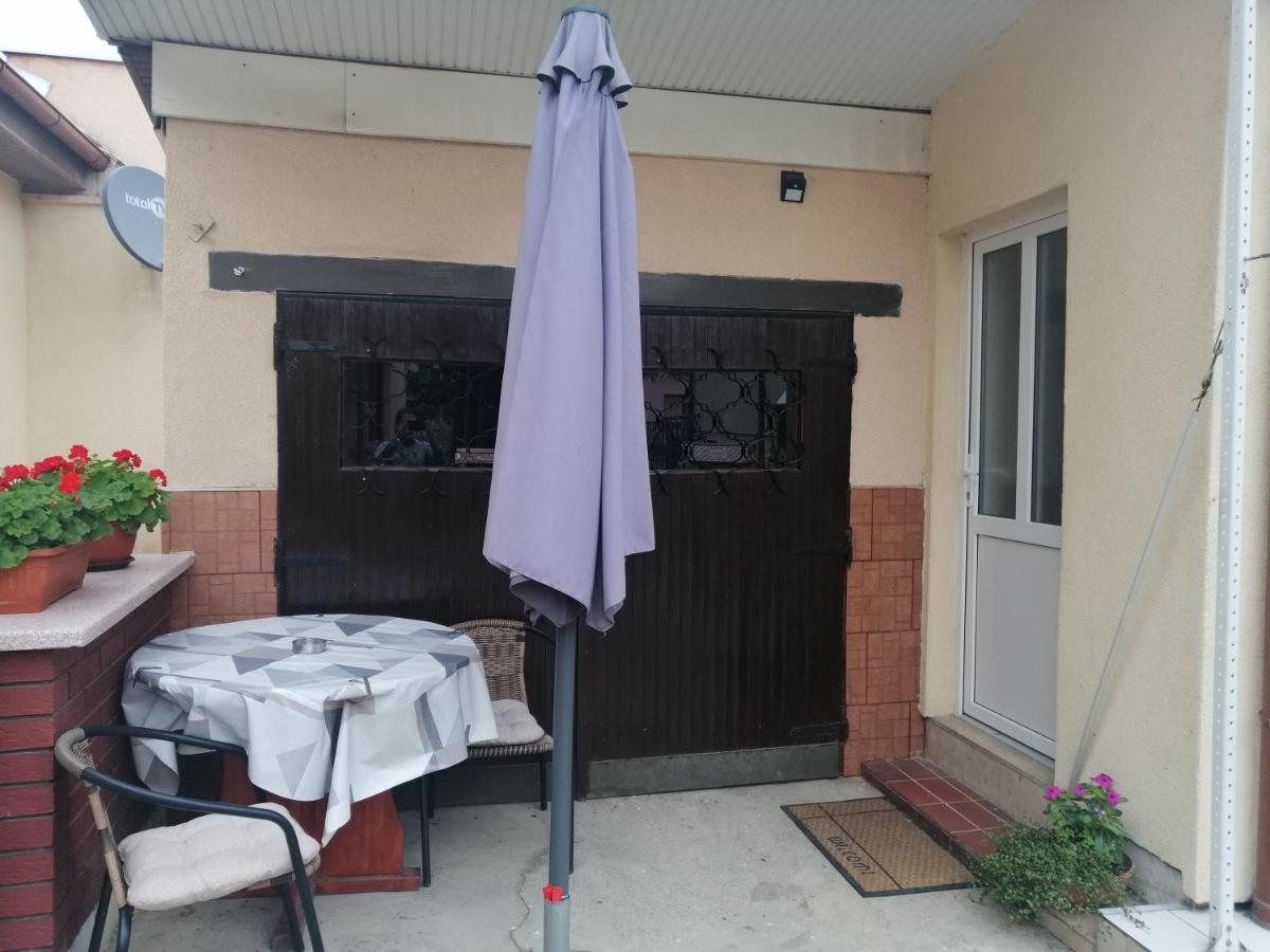 Studio Apartman Bandb Ðakovo Εξωτερικό φωτογραφία